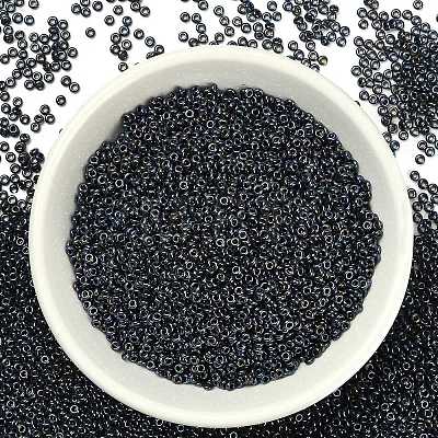 TOHO 8/0 Demi Round Beads SEED-DR08-0088-1