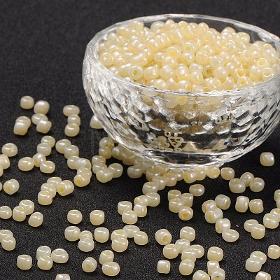 8/0 Glass Seed Beads SEED-US0003-3mm-153-1