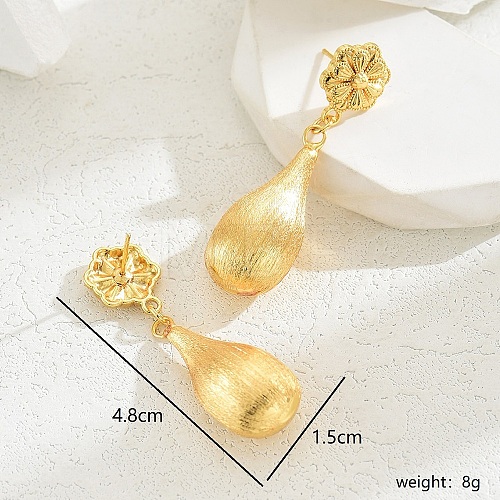 Luxurious Gold Earrings with Elegant Star and Heart Design JO9174-2-1