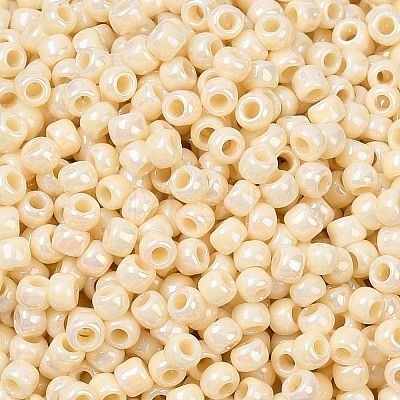 TOHO 8/0 Round Beads SEED-XTR08-0409-1