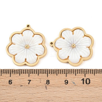 Natural White Shell Pendants STAS-C158-07C-G-1