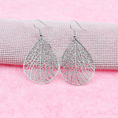 Teardrop with Hollow Leaf Pattern Brass Dangle Earrings FS-WG94C34-01-1