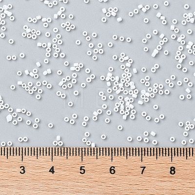 TOHO Round Seed Beads SEED-JPTR15-0761-1