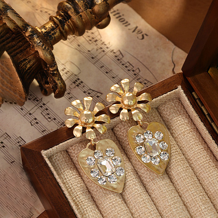 Flower with Heart Alloy Rhinestone Stud Earrings FS-WGA31FA-03-1