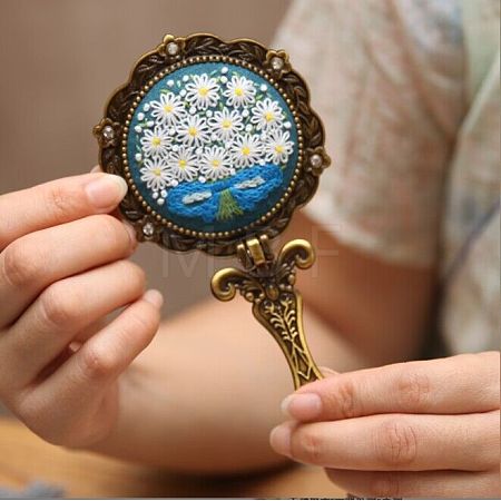 DIY Foldable Handheld Mirror Embroidery Starter Kit SENE-PW0003-056A-1
