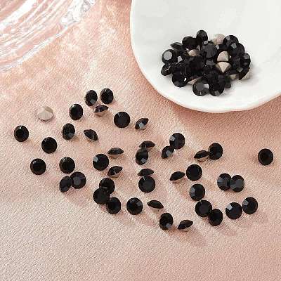 Preciosa® MAXIMA Crystal Round Stones Y-PRC-RBSS24-23980-1