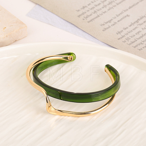 Golden Brass Cuff Bangles for Women WG6F97B-03-1