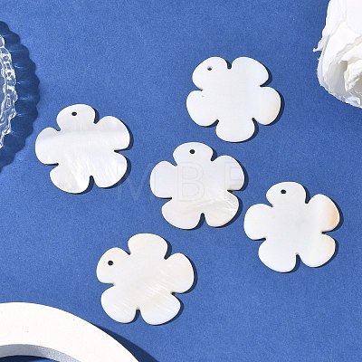 Shell Pendants X-PBB180Y-1