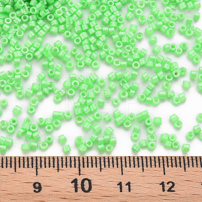 Fluorescent Color Glass Cylinder Beads SEED-S047-P-006-1