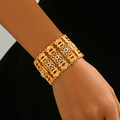 Elegant Alloy Cubic Zirconia Hollow Floral Filigree Rectangle Link Chain Bracelets for Women BY9230-1