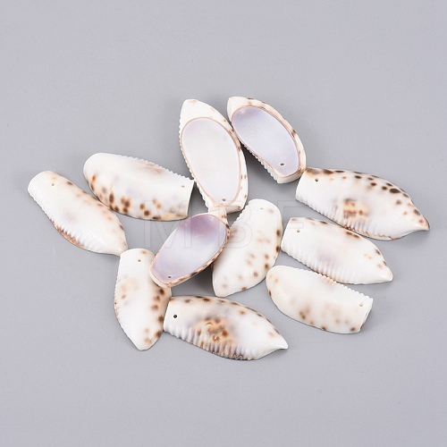 Shell Pendants SSHEL-WH0001-09-1