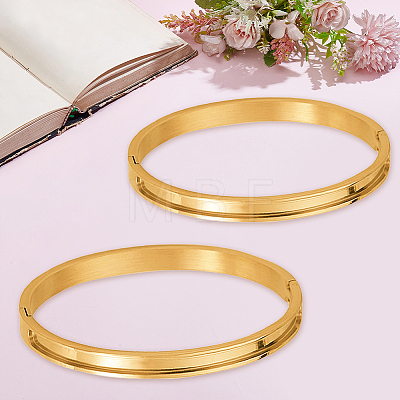 2Pcs 6MM Egg Shaped 201 Stainless Steel Grooved Hinged Bangles STAS-SC0021-30G-1