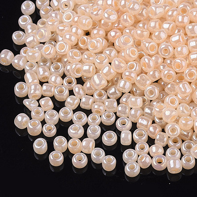 8/0 Glass Seed Beads SEED-US0003-3mm-147-1