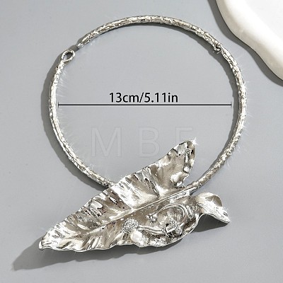 Exaggerated Zinc Alloy Crystal Rhinestone with Plastic Pearl Leaf Choker Necklaces for Women FS-WGACF56-02-1