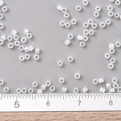 MIYUKI Delica Beads SEED-JP0008-DB0222-1