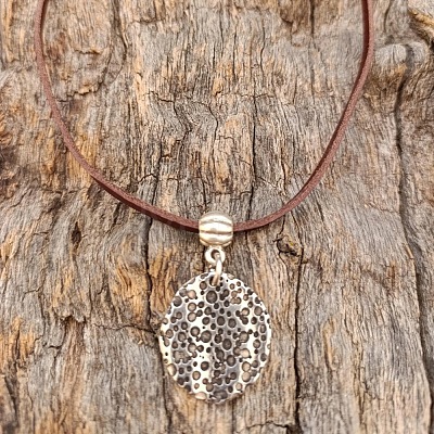 Alloy Textured Coin Pendant Adjustable Imitation Leather Cord Necklaces for Women WG8C2B1-01-1