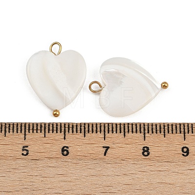 Natural Shell Heart Pendants STAS-D378-34G-1