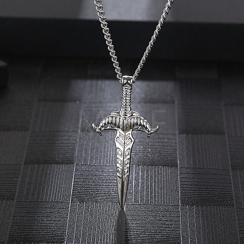 Luxury Stainless Steel Sword Pendant Necklace for Daily Wear DU0942-1