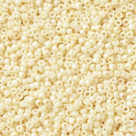TOHO Round Seed Beads SEED-XTR15-0762-1