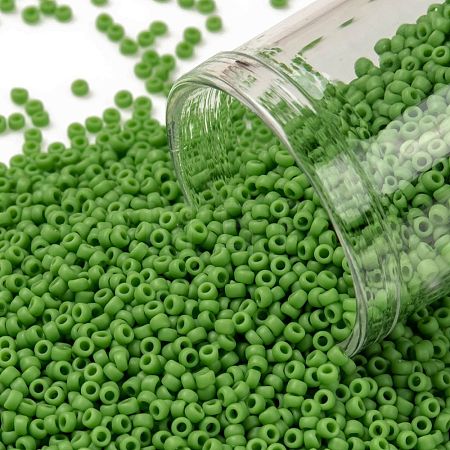 TOHO Round Seed Beads SEED-XTR15-0047F-1