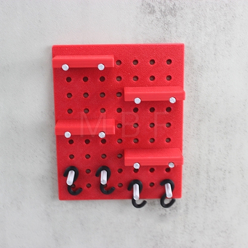 Plastic Wall Mounted Pegboard Miniature Ornaments PW-WG0707D-05-1