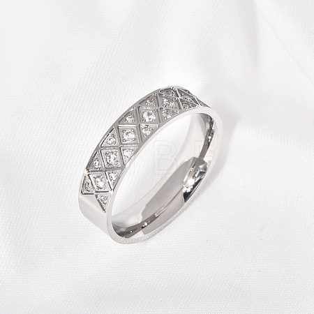 304 Stainless Steel with Clear Cubic Zirconia Finger Rings FS-WG2FC1C-12-1