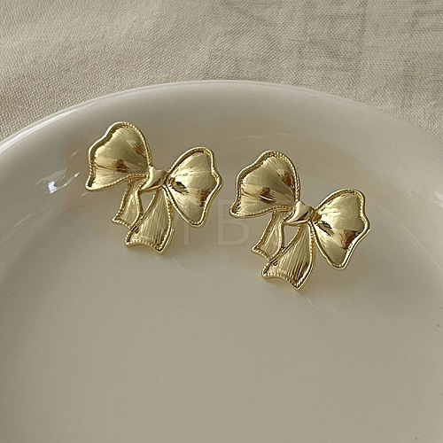 Retro Bowknot Brass Stud Earrings for Womenes BM9538-9-1