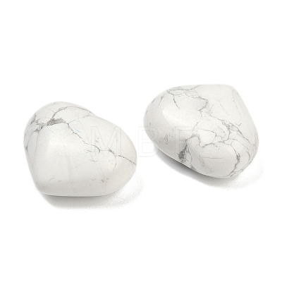 Heart Natural Howlite Palm Stones G-C186-02H-1