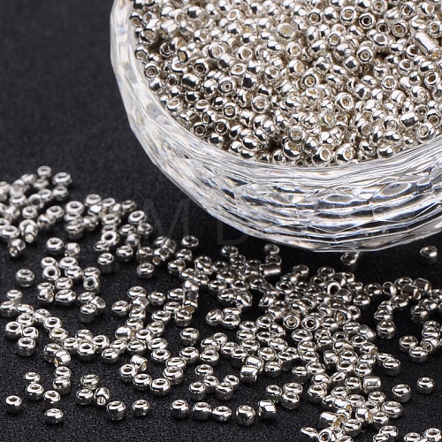 8/0 Electroplate Glass Seed Beads SEED-Q004-01-1