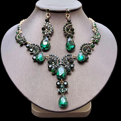 Teardrop Alloy Acrylic Rhinestone Pendant Necklaces & Stud Earrings Sets FS-WG537BF-10-1