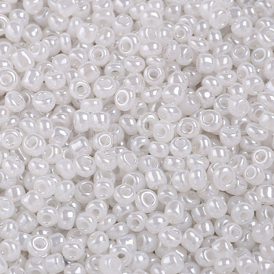 8/0 Glass Seed Beads SEED-US0003-3mm-141-1
