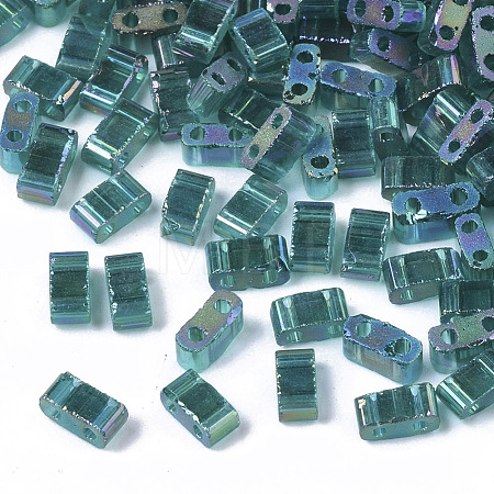 2-Hole Transparent Glass Seed Beads SEED-T004-04B-04-1