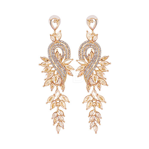 Sparkling Diamond Earrings for Women - Elegant and Chic Statement Jewelry ST7010586-1