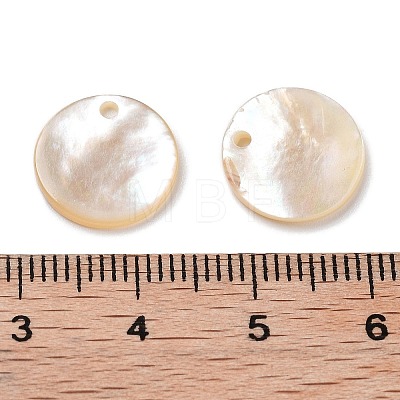Natural White/Black Shell Carved Pendants SSHEL-D084-01B-1