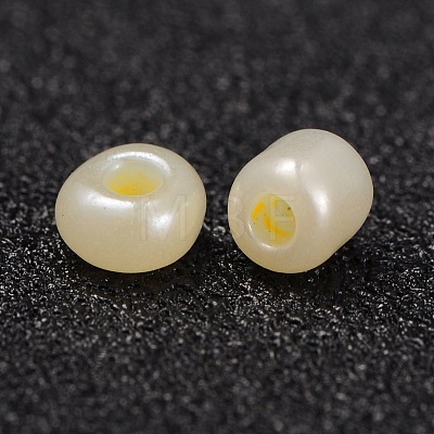 8/0 Glass Seed Beads SEED-US0003-3mm-153-1