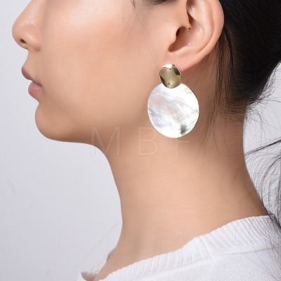 Black Lip Shell Dangle Earrings EJEW-JE03450-1
