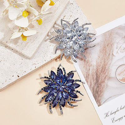 2Pcs 2 Colors Flower Alloy Glass Rhinestone Lapel Pins for Wedding Party JEWB-DR0001-07C-1