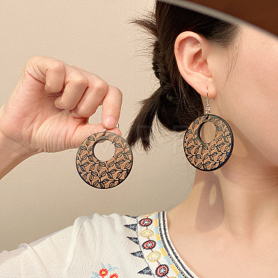 Flat Round Wood Dangle Earrings FS-WGF3184-03-1