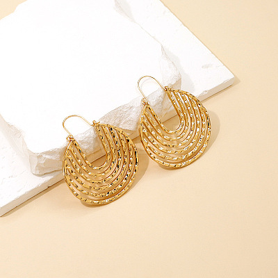 Hollow Line Flat Round Zinc Alloy Hoop Earrings FS-WG56B56-01-1